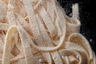Cook pasta in water by Ulrike Leone thumbnail