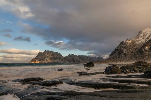 Uttakleiv strand op de Lofoten van Danielle Kramer