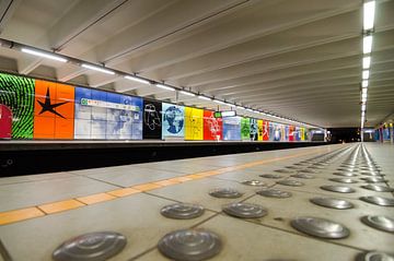 Metrostation Brussel van Mark Bolijn