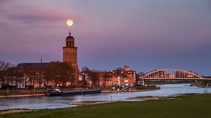 Volle maan over Deventer, Nederland van Adelheid Smitt