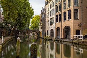 Mirror of the Oudegracht by Thomas van Galen