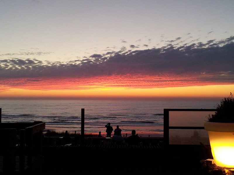 Zonsondergang  op het strand von Chantal Koper