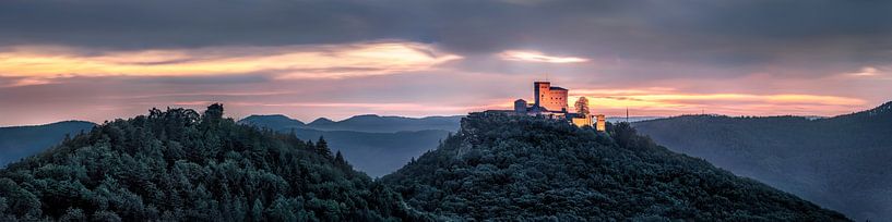 Panorama du château Trifels dans la forêt du Palatinat par Voss Fine Art Fotografie