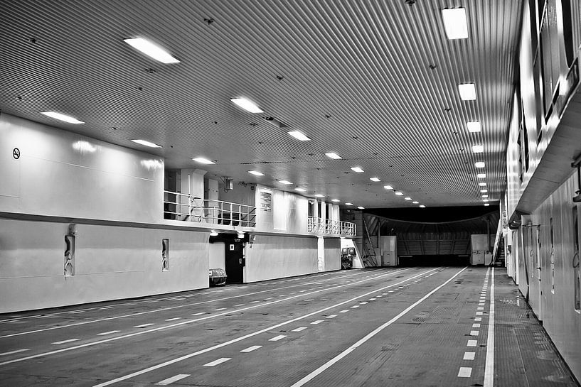 The empty ferry by Norbert Sülzner