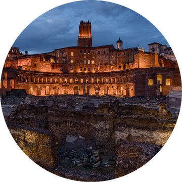 De markt van Trajanus van Massimo Squillace