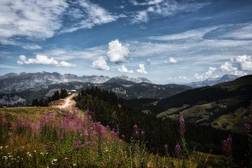 Kleuren berglandschap Alpen in Frankrijk