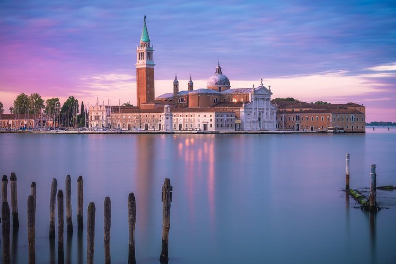 Venetië bij zonsopgang van Jean Claude Castor