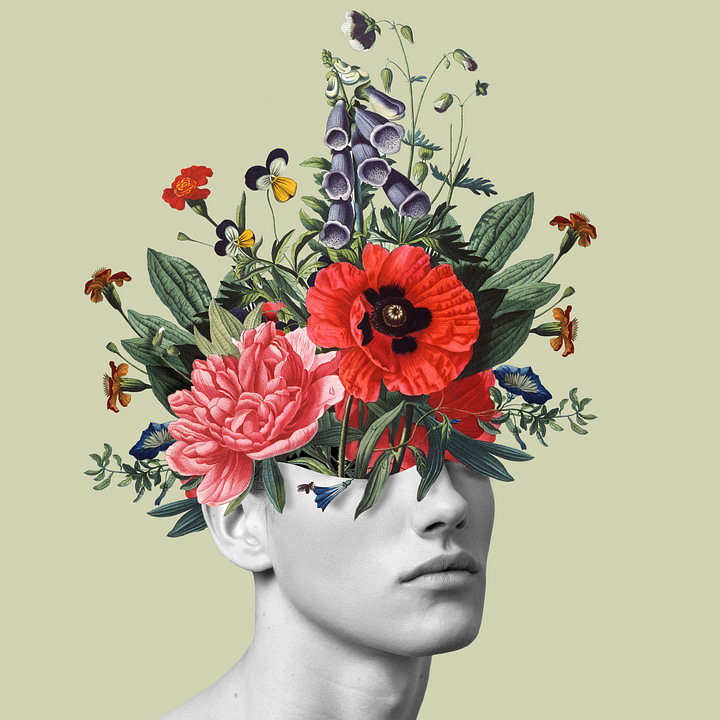 Zelfportret met bloemen 5 van <span class="secondary-font">toon joosen</span>