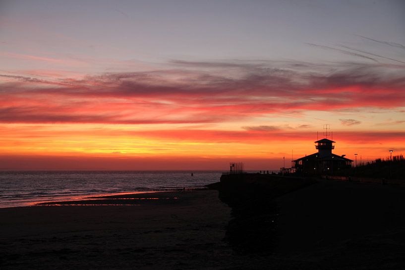 Red Sky by Henk Noevers
