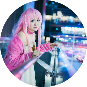Japans meisje cosplay in het roze met roze lippen van Atelier Liesjes