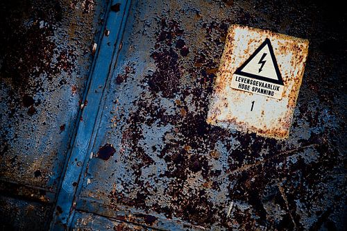 Hochspannung, lebensbedrohlich