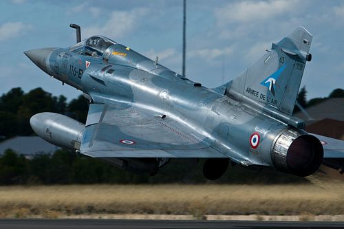 Mirage 2000-5F der französischen Luftwaffe während des Starts