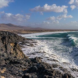Noordwestkust van Fuerteventura bij El Cotillo. van Jaap van den Berg