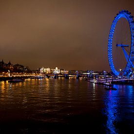 Uitzicht over de Thames met London Eye van Mariska Hanegraaf