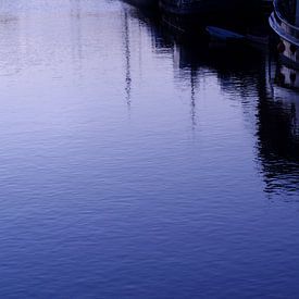 Kanal im blauen Abendlicht von Sagolik Photography