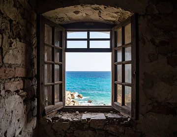 Lost Places Huis op het strand van Mustafa Kurnaz