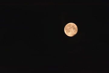 Maan bij nacht van Philipp Klassen