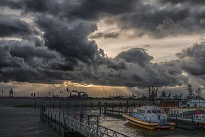 Pilot boat