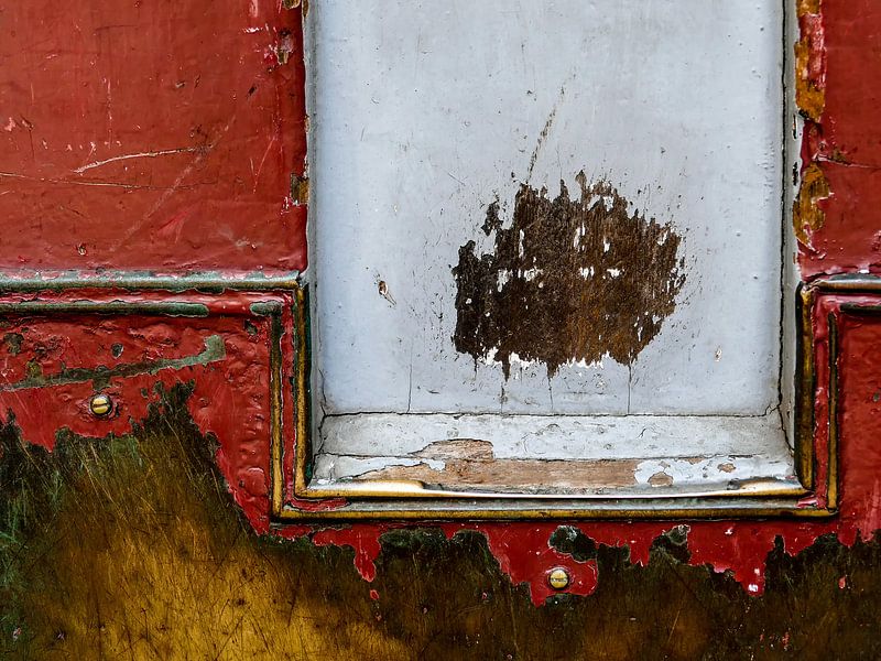 Details of an old door van brava64 - Gabi Hampe