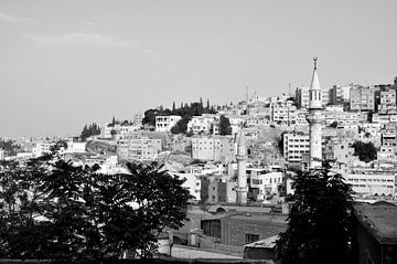Amman in monochromen Schattierungen von Frank Photos