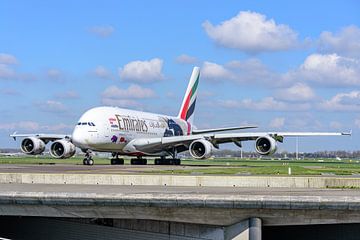 Emirates A380 (A6-EDG) met United for Wildlife livery. van Jaap van den Berg