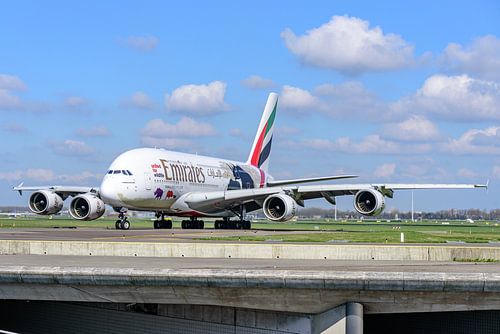 A380 d'Emirates (A6-EDG) aux couleurs de United for Wildlife.