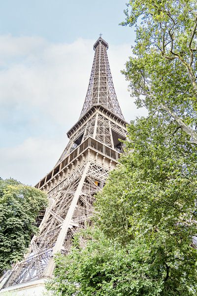 Der berühmte Eiffelturm, Paris - Reisefotografie  Vertaal von Dana Schoenmaker