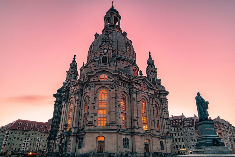 Dresen de Frauenkirche in de ochtend van Marc-Sven Kirsch