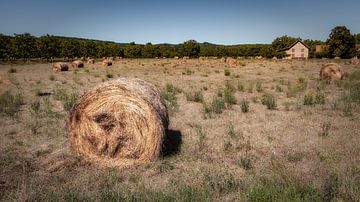 Strobalen in Frankrijk van Jan van der Knaap