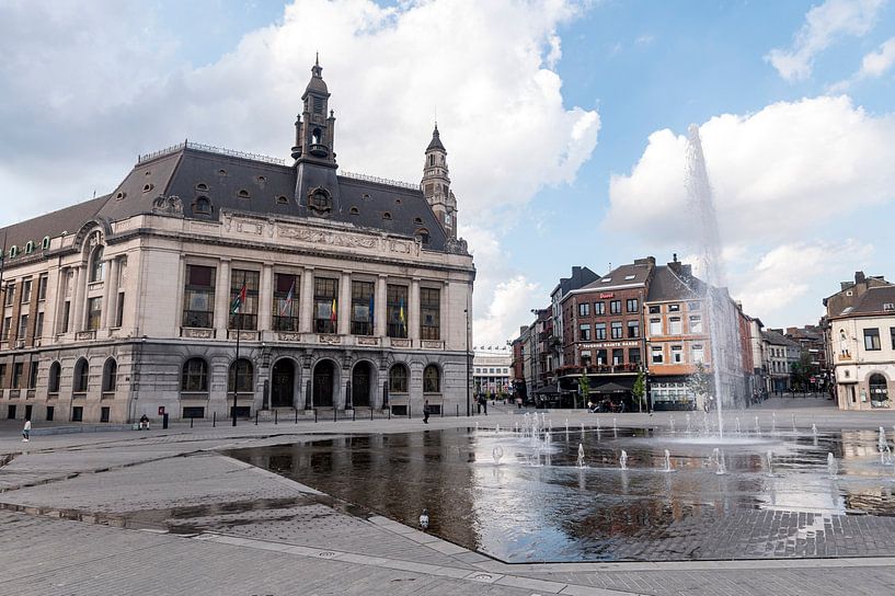 Hôtel de Ville Charleroi par Richard Wareham