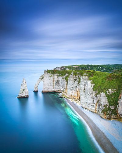 Etretat Aval kliffen. Normandische kust en natuurlijke boog, Frankrijk