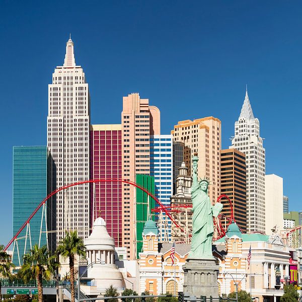 New York Hotel &amp; Casino, Las Vegas, Nevada, USA by Markus Lange
