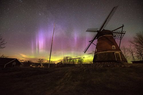 Nordlicht mit Windmühle