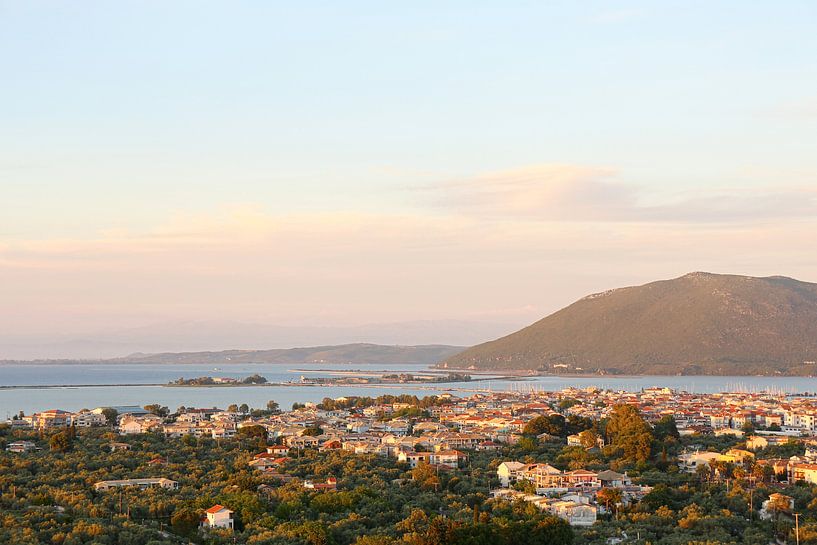 Lefkas-Stadt am Sonnenuntergang / an Griechenland von Shot it fotografie