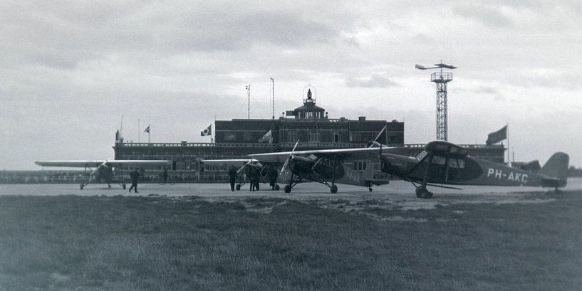 Nationale Luchthaven Haren, België (1935) van Roel Ovinge