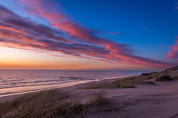 Prachtige zonsondergang bij Schoorl aan Zee van René Groeneveld