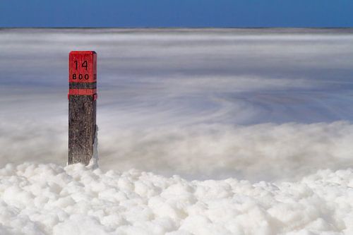 Strandpaal 14 op het strand van Ameland