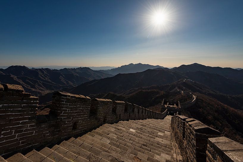 The Chinese wall by Leon Doorn