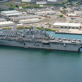 USS Boxer (LHD-4). sur Jaap van den Berg