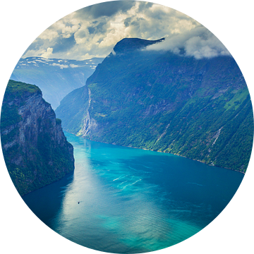 Geirangerfjord in Noorwegen van Truus Nijland