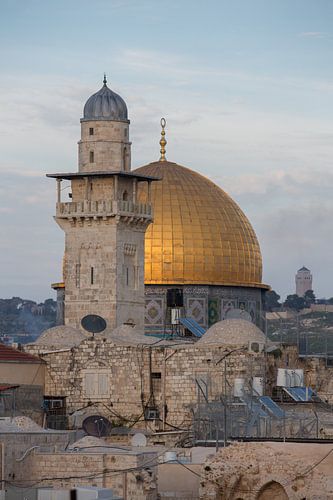 El-Ghawanima minaret en koepel op tempel rots in Jeruzalem, Israel.