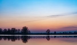 een rustige avond aan de IJssel von Michel Knikker