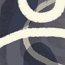 Moderne abstracte organische geometrie in grijs, zwart en gebroken wit. van Dina Dankers thumbnail