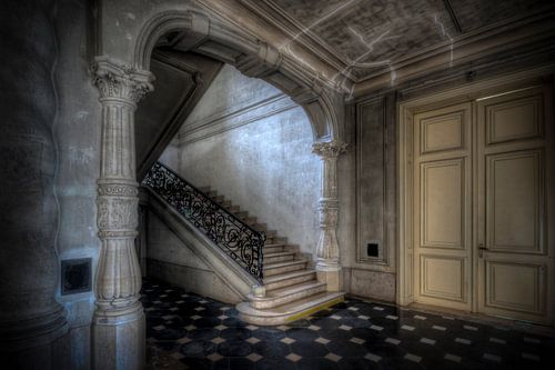 Urbex Trappenhuis in Kasteel Poeke