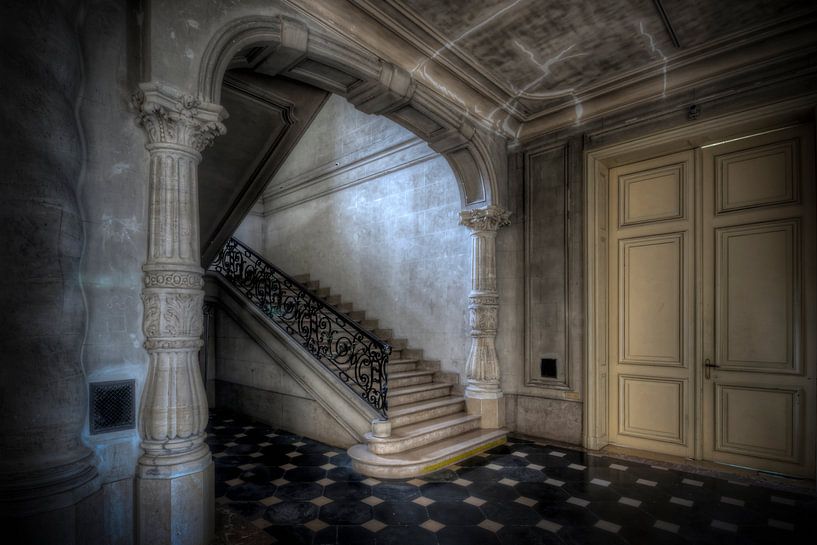 Cage d'escalier Urbex à Castle Poeke par Henny Reumerman