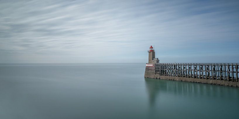 Pier with lighthouse in Fécamp by Toon van den Einde