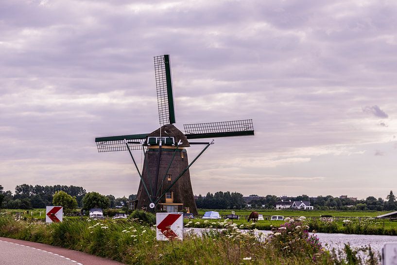 Niederländische Windmühlen von Brian Morgan