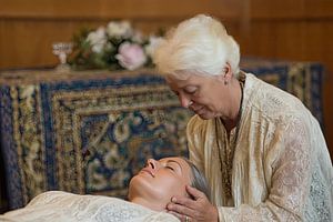 Reiki, heilende Hände Alternative Medizin