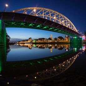 Le pont John Frost sur Jeroen  Ruël