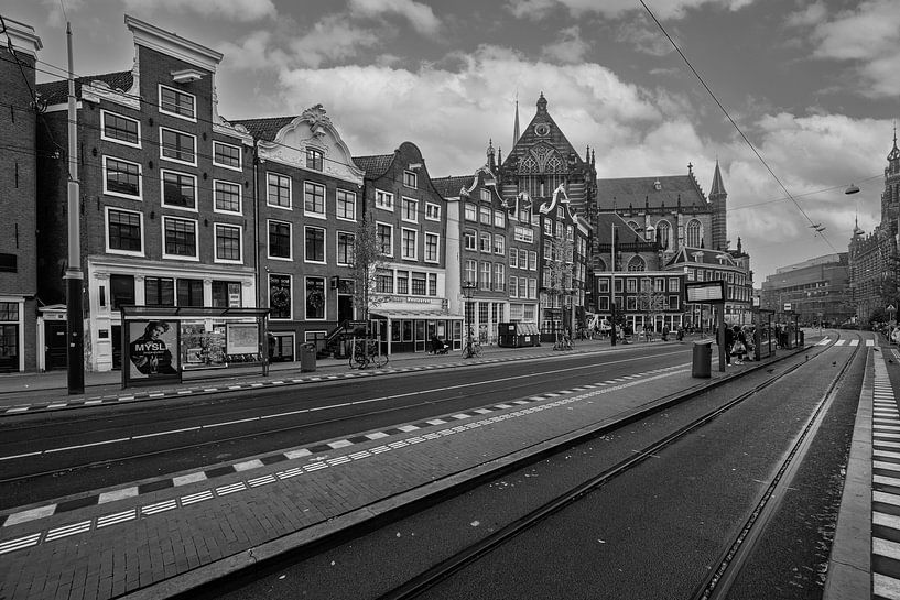 Nieuwezijds Voorburgwal in Amsterdam van Peter Bartelings